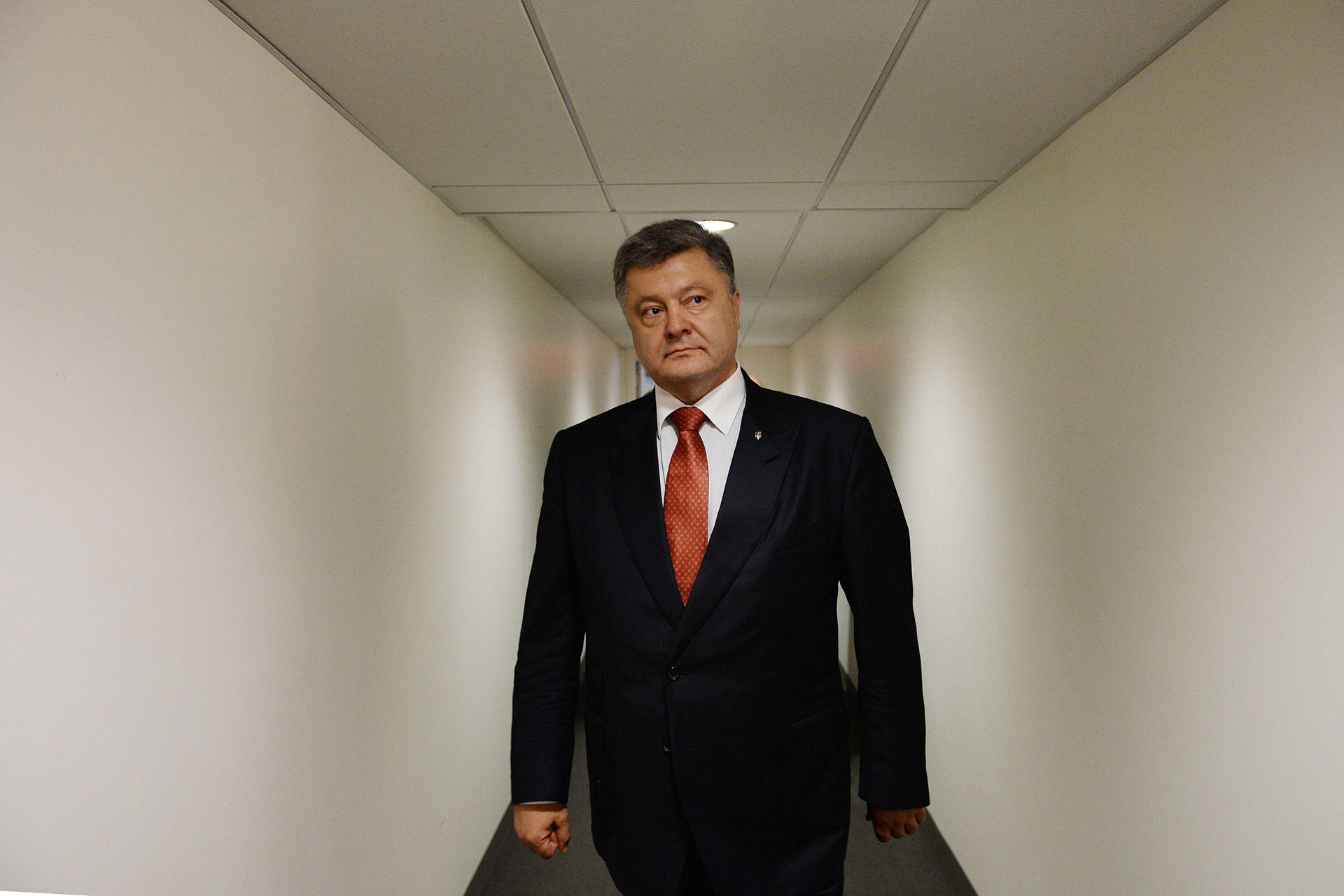 Бывший президент Украины Порошенко тайно контролировал офшорные фирмы, которые работали в австрийском Raiffeisen