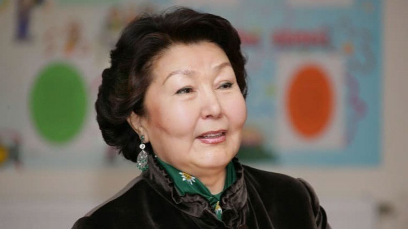На снимке: Сара Назарбаева, супруга Н. Назарбаева.